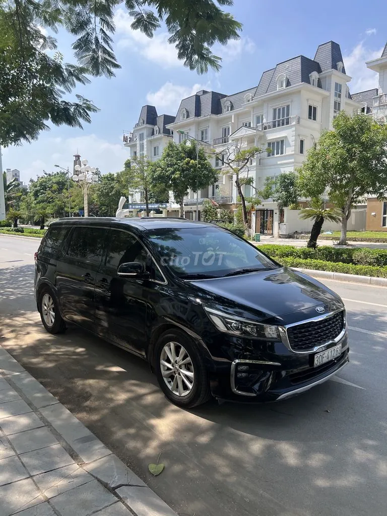 Kia Sedona 2018 photo 4
