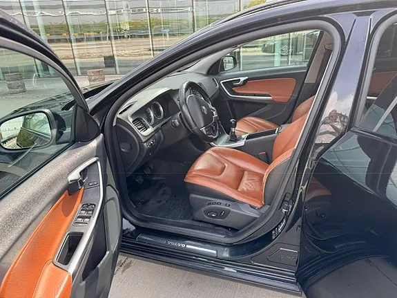 Volvo V60 2011 photo 5