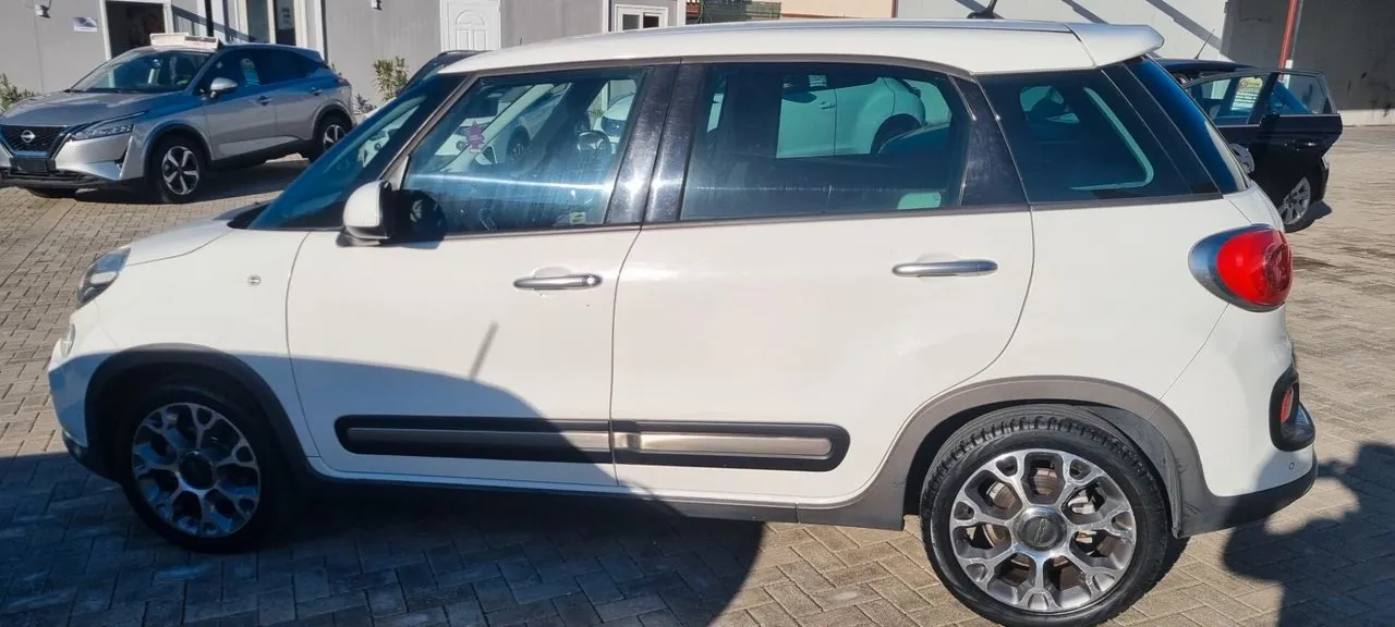 Fiat 500L 2014 photo 4