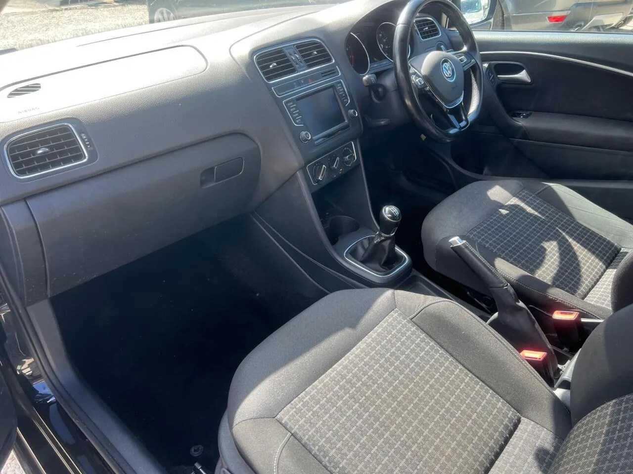 Volkswagen Polo 2015 photo 5