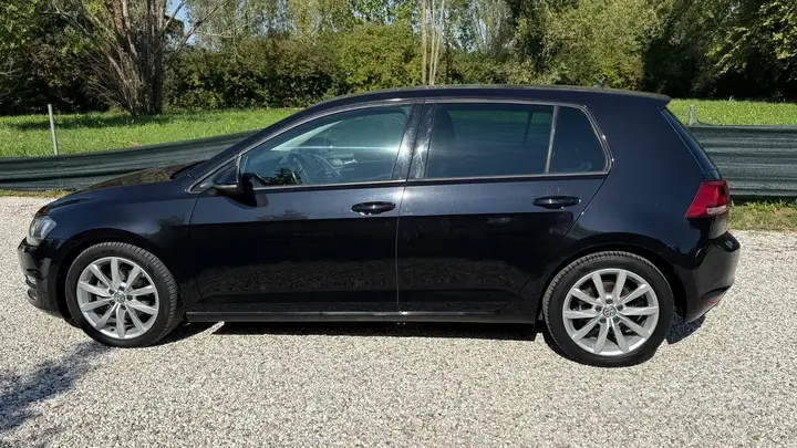 Volkswagen Golf 2012 photo 4