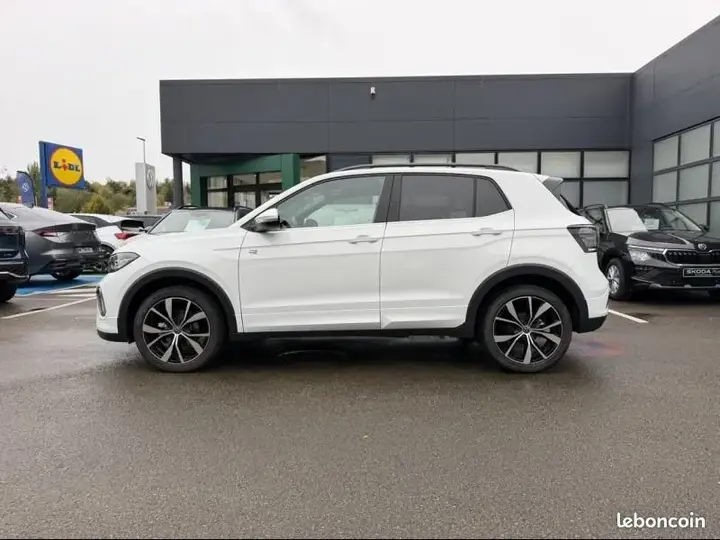 Volkswagen T-Cross 2025 photo 2