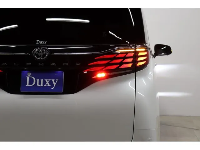Toyota Alphard 2025 photo 5