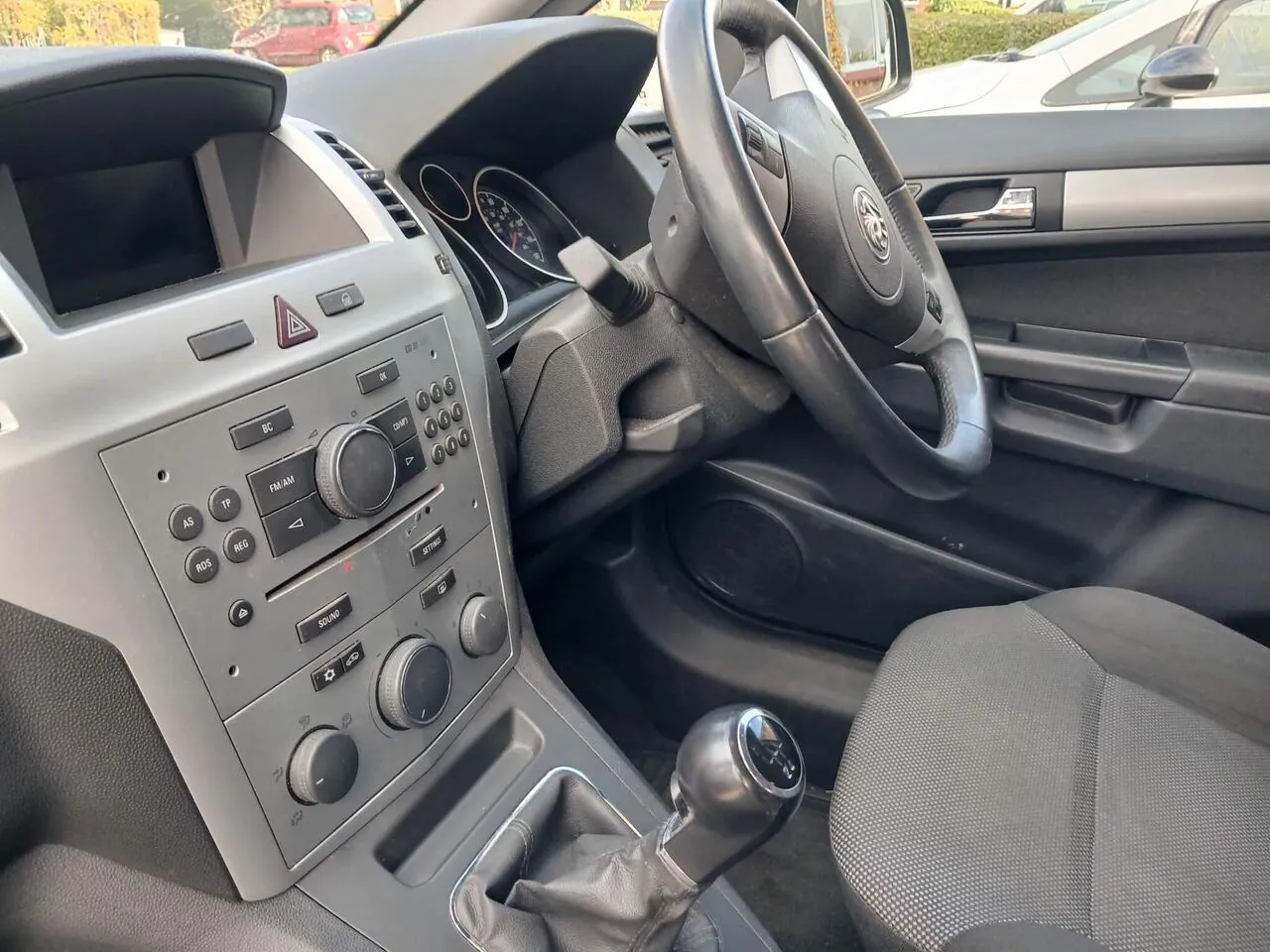 Vauxhall Zafira 2010 photo 5
