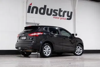Nissan Qashqai 2015 photo 3