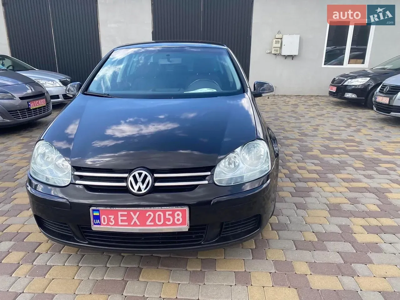 Volkswagen Golf 2005 photo 2
