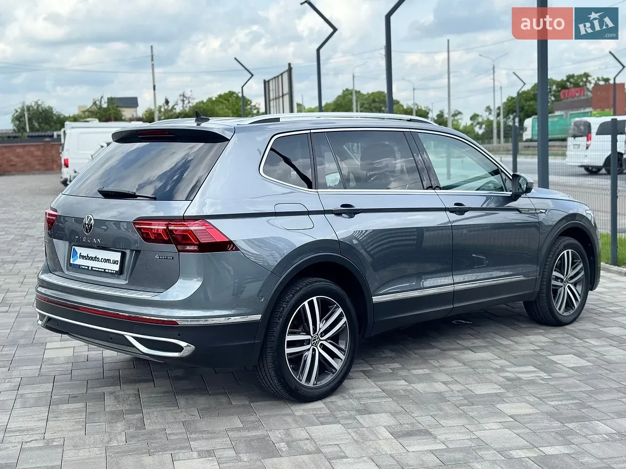 Volkswagen Tiguan Allspace 2022 photo 3