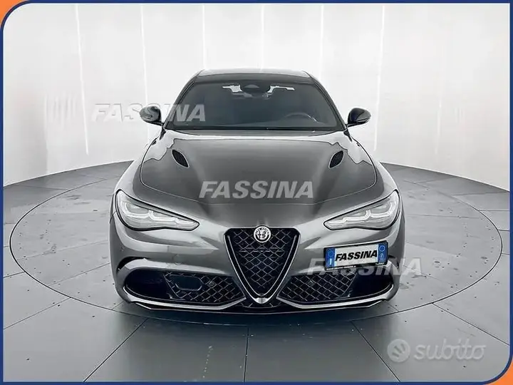 Alfa Romeo Giulia 2025 photo 2