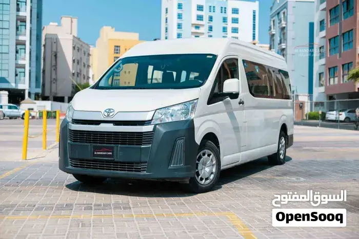 Toyota Hiace 2021 photo 2