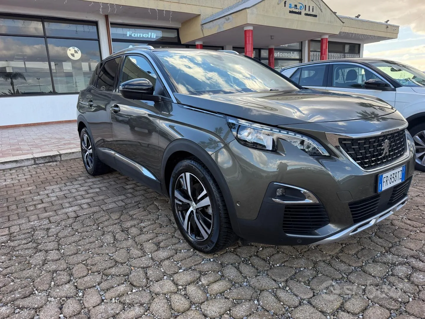 Peugeot 3008 2018 photo 2