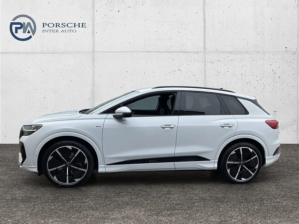 Audi Q4 2025 photo 3