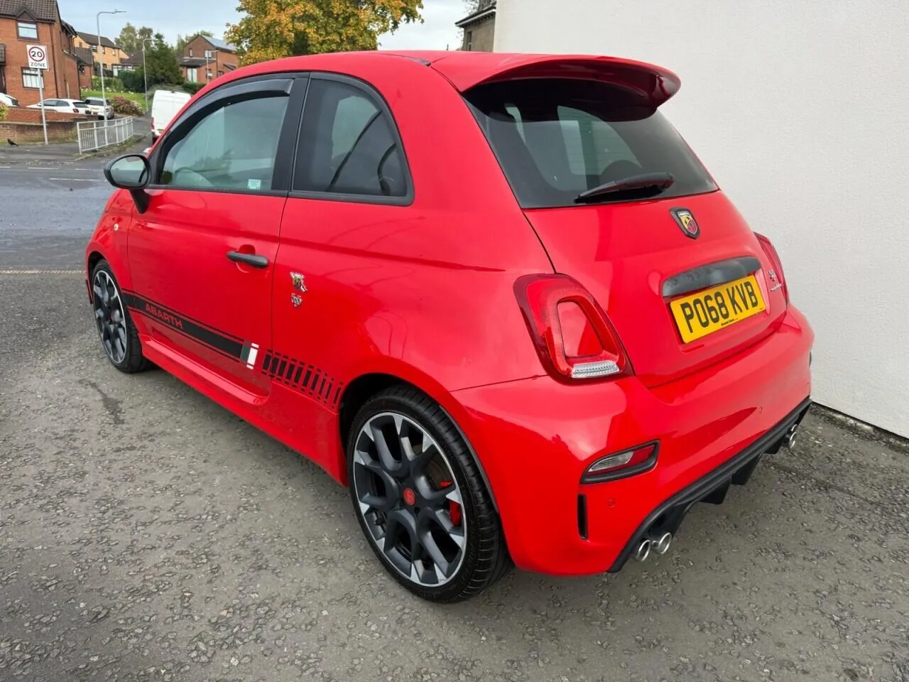 Abarth 595 2018 photo 3