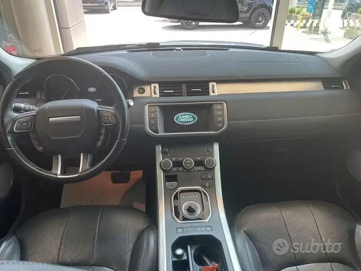 Land Rover Evoque 2018 photo 4