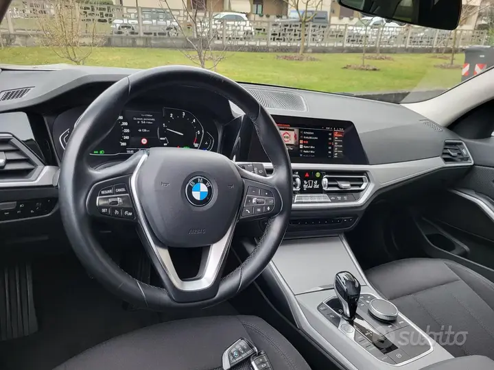 BMW 318D 2020 photo 5