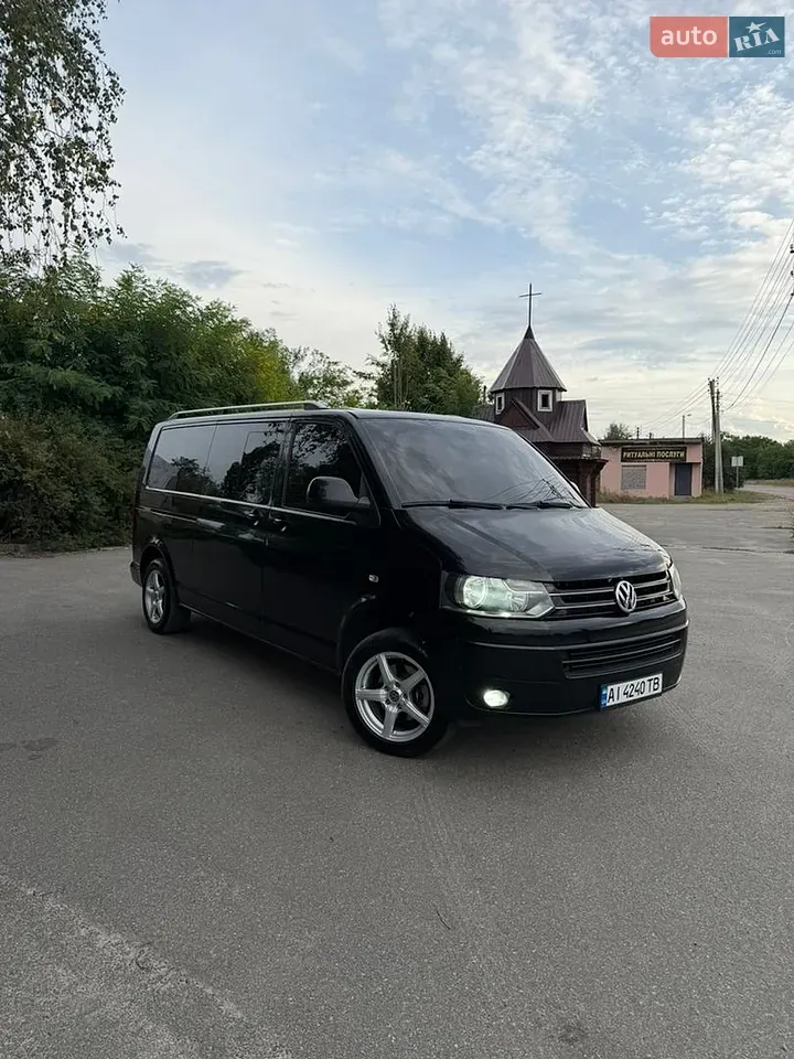 Volkswagen Caravelle