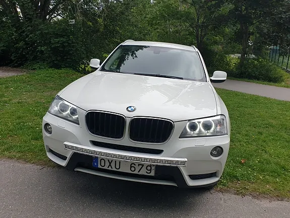 BMW X3 2013 photo 2