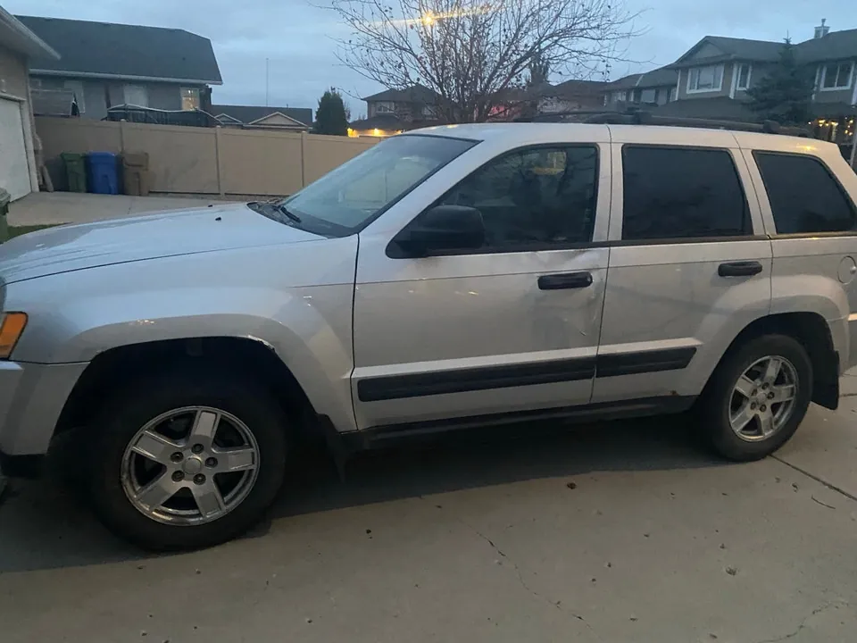 Jeep Grand Cherokee 4Xe 2006 photo 2