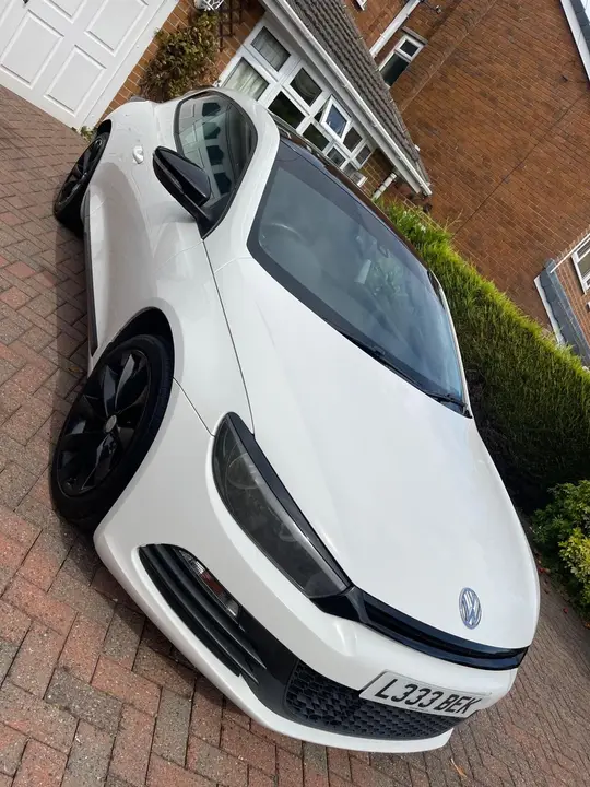 Volkswagen Scirocco 2012 photo 2