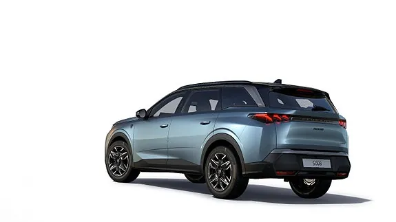 Peugeot 5008 2025 photo 3