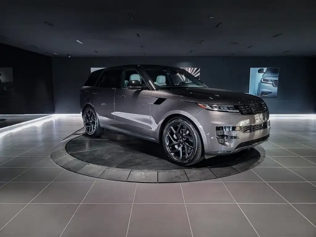 Land Rover Range Rover Sport 2026 photo 3
