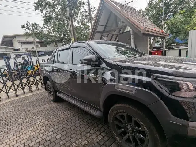 Toyota Hilux 2025 photo 4