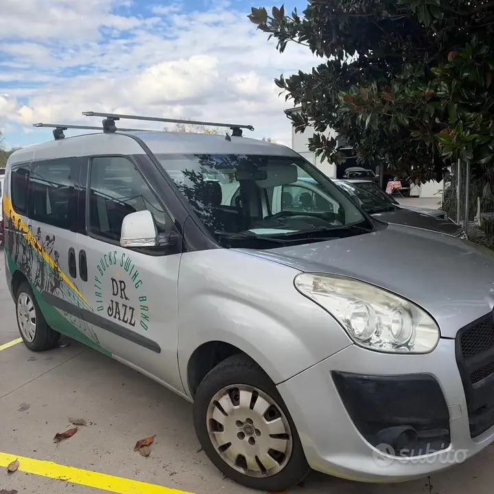 Fiat Doblo 2013 photo 2