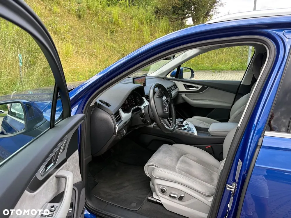 Audi Q7 2018 photo 5