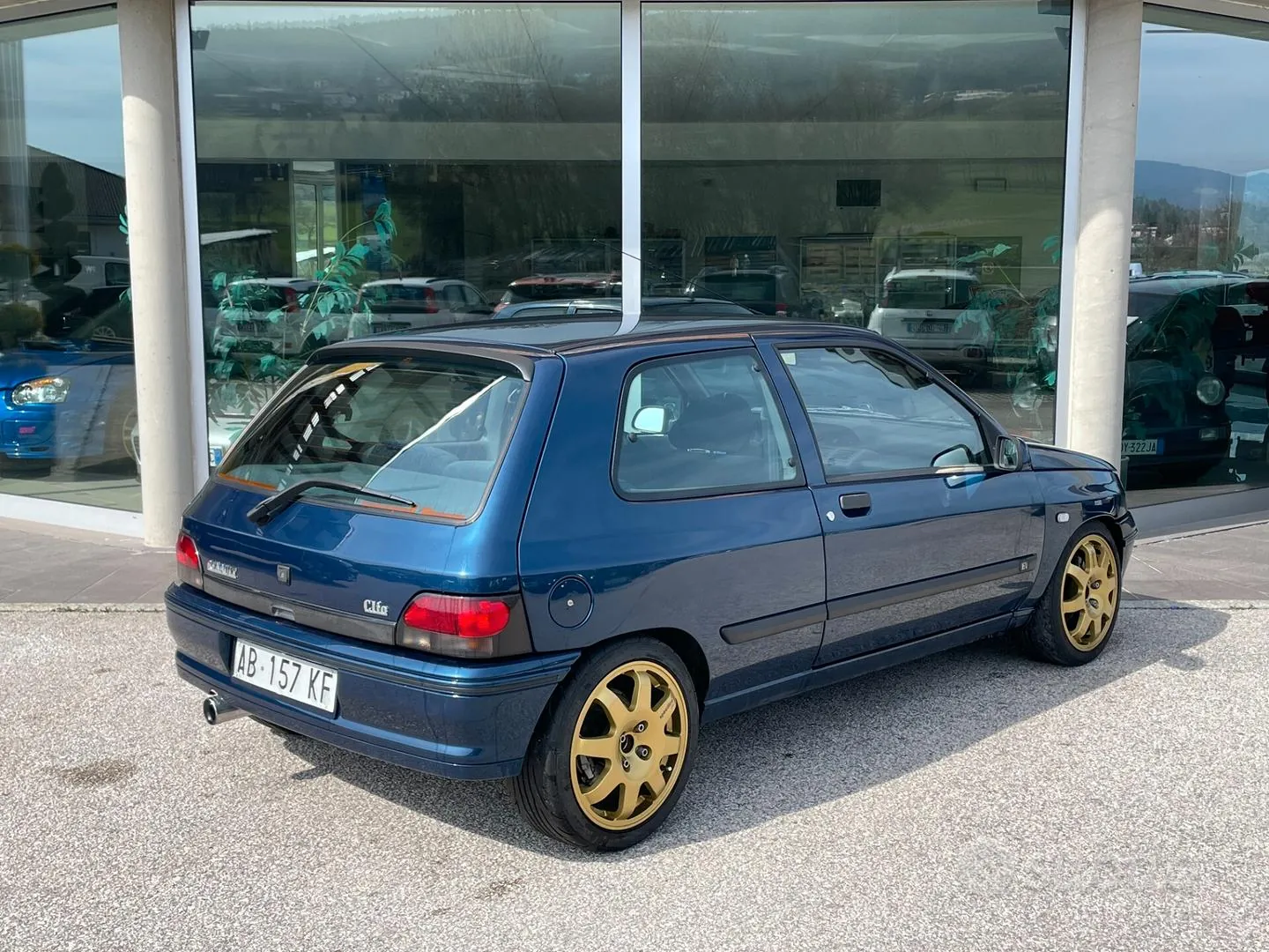 Renault Clio 1994 photo 2