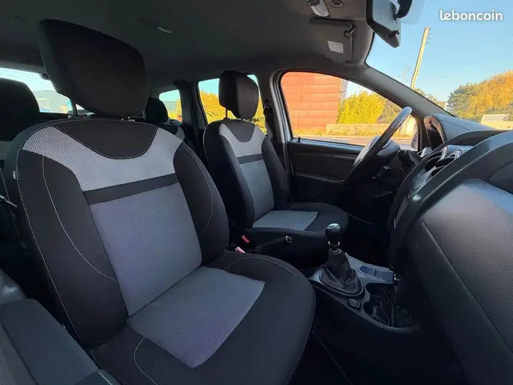 Dacia Duster 2016 photo 5