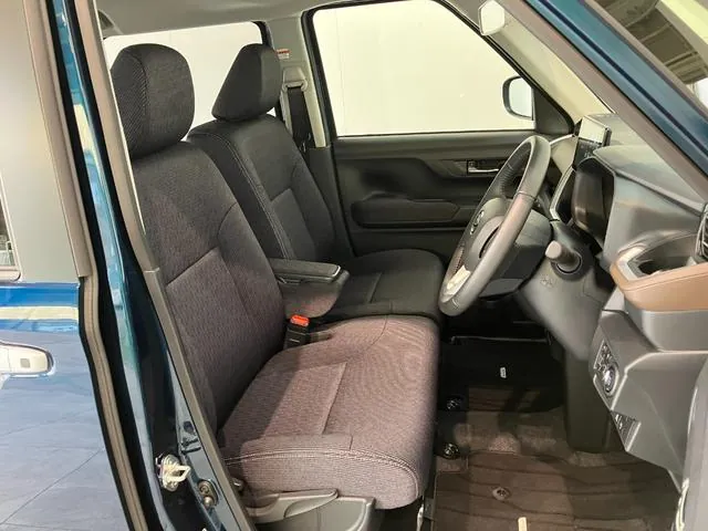 Daihatsu Move 2025 photo 5