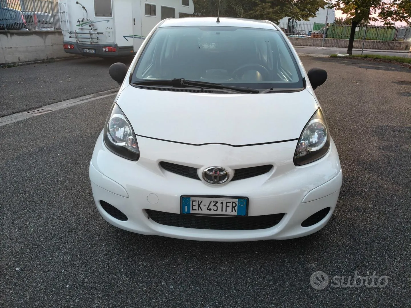 Toyota Aygo 2011 photo 2