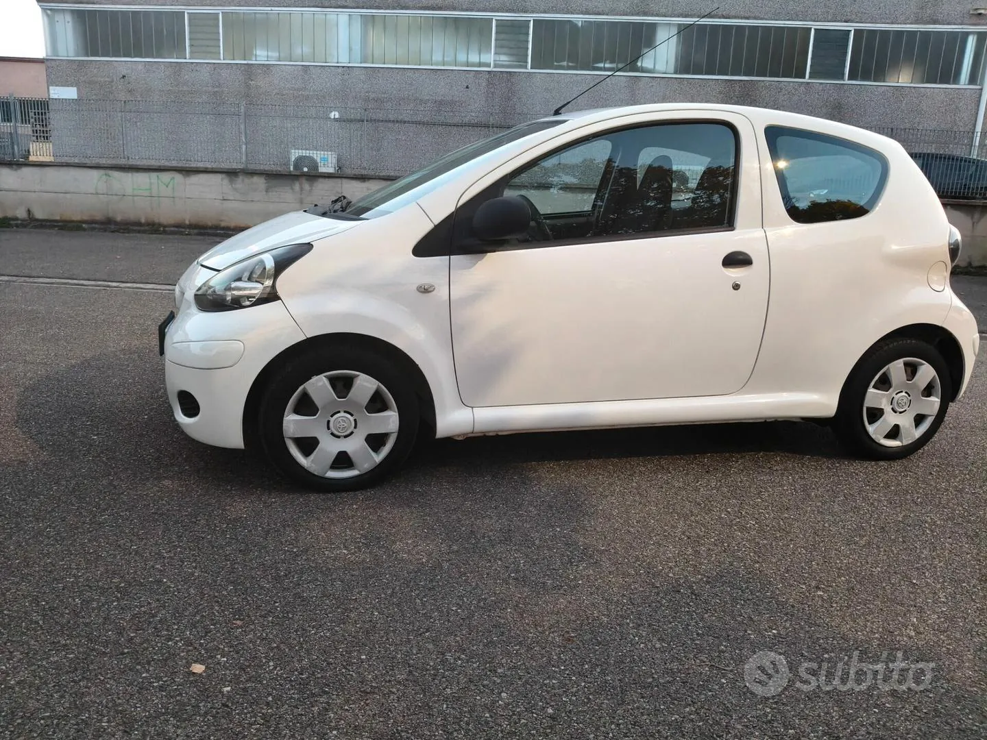 Toyota Aygo 2011 photo 5
