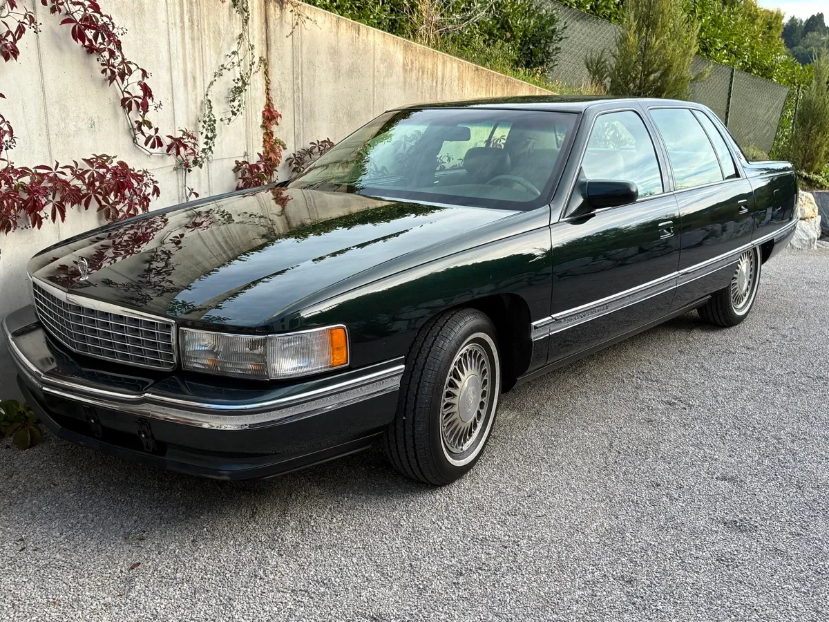 Cadillac Deville 1994 photo 3