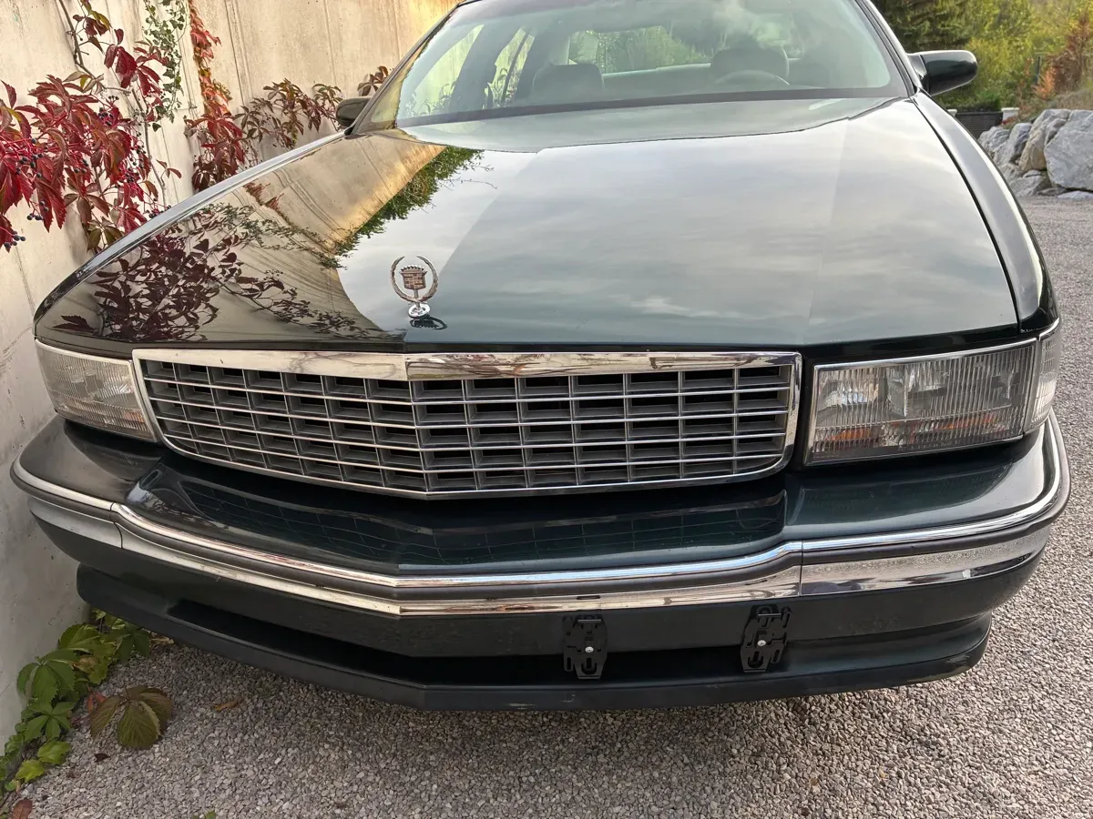 Cadillac Deville 1994 photo 2