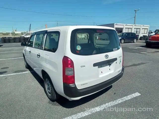 Toyota Probox 2012 photo 3