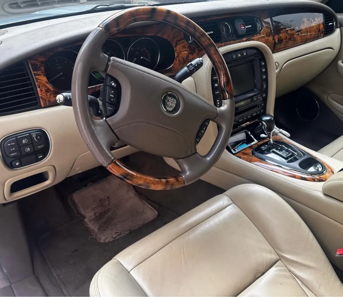 Jaguar Xj 2008 photo 3