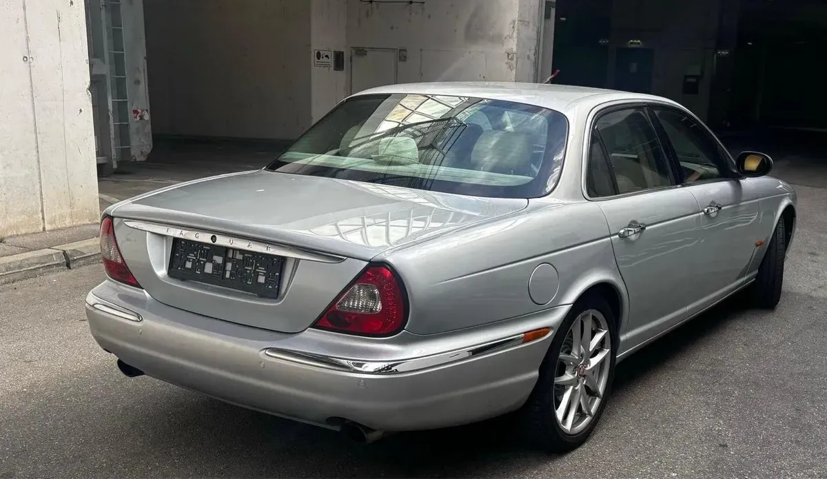 Jaguar Xj 2008 photo 2