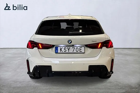 BMW 120 2026 photo 4