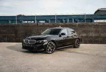 BMW 318I