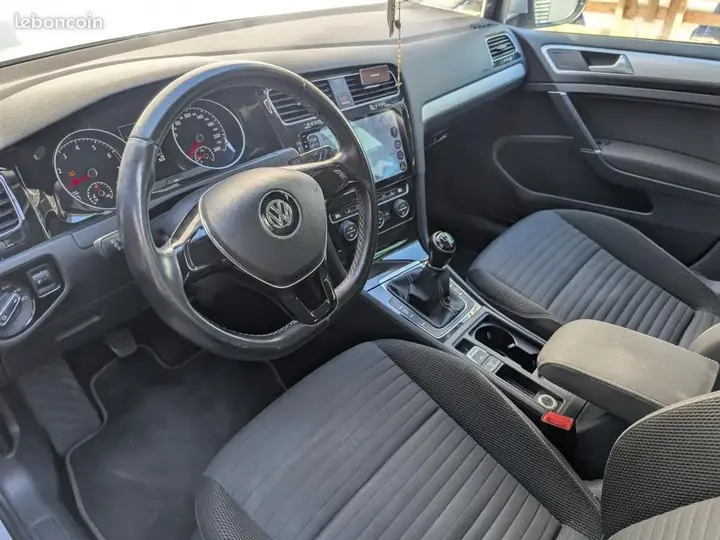 Volkswagen Golf 2014 photo 5