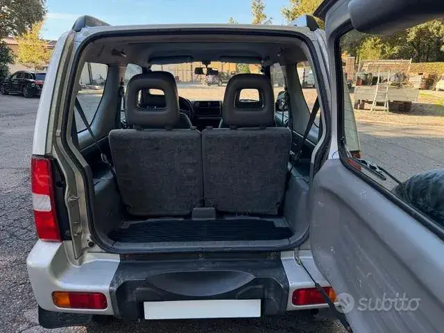 Suzuki Jimny 2001 photo 5