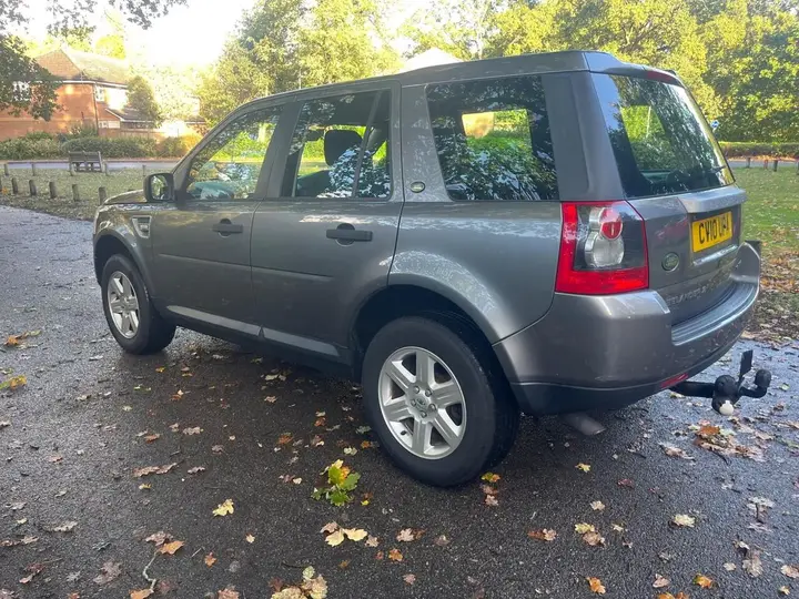 Land Rover Freelander 2 2010 photo 4