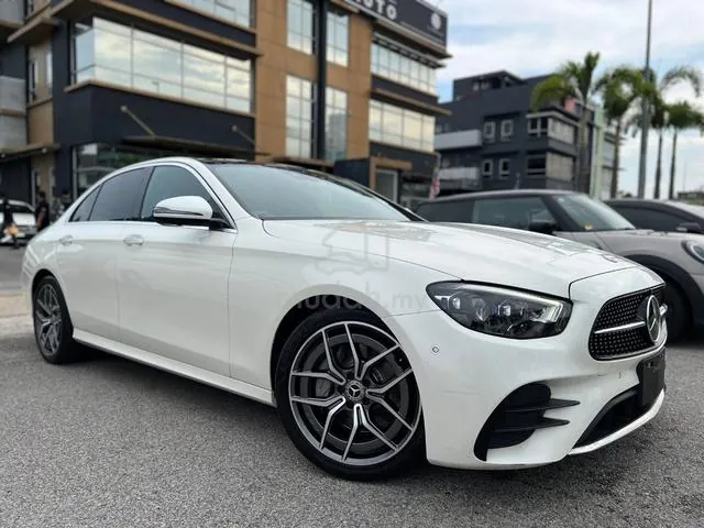 Mercedes-Benz E200