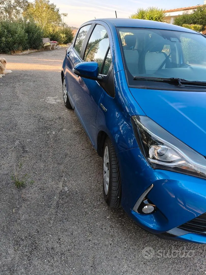Toyota Yaris 2019 photo 2