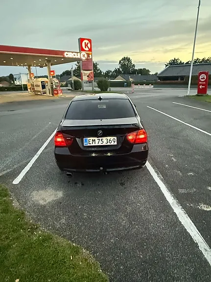 BMW 318I 2007 photo 5
