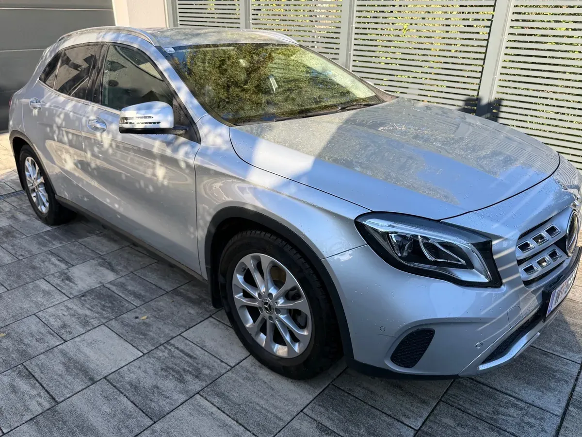 Mercedes-Benz Gla Class