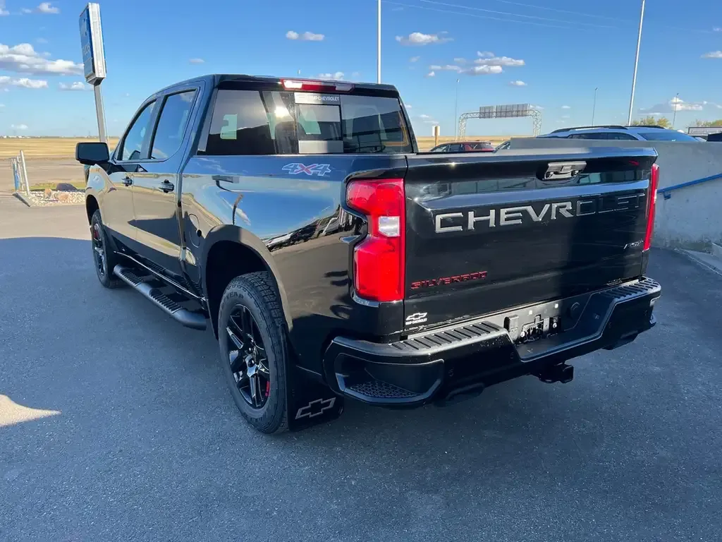Chevrolet Silverado 1500 2026 photo 3