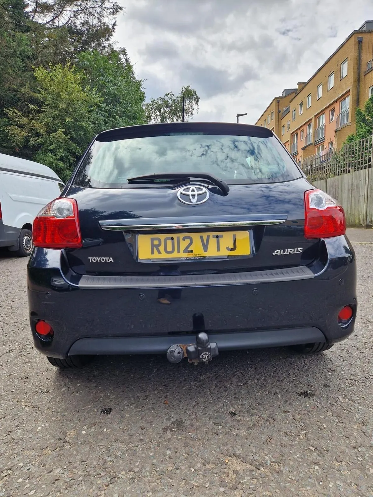 Toyota Auris 2012 photo 3