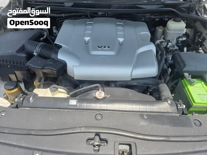 Toyota Land Cruiser 2010 photo 4