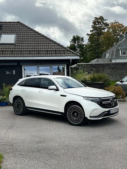 Mercedes-Benz Eqc400 2020 photo 2